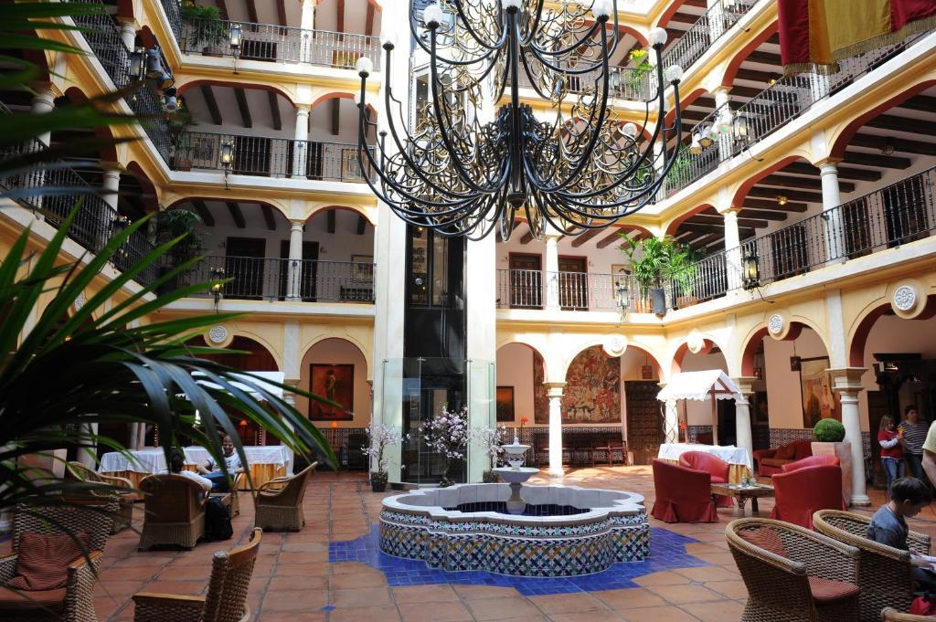 4-Sterne Erlebnishotel El Andaluz, Europa-Park Freizeitpark & Erlebnis-Resort Rust Luaran gambar