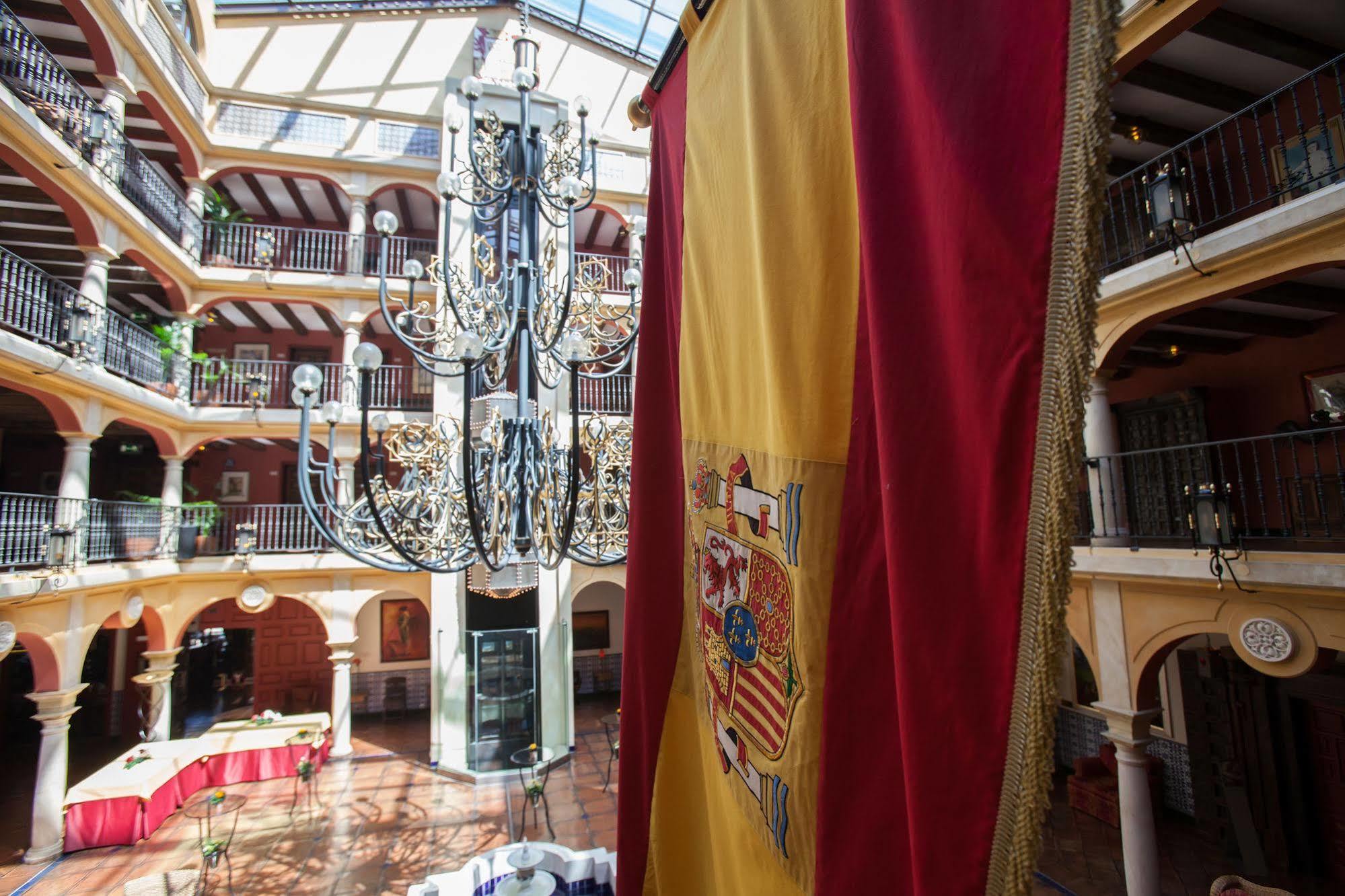 4-Sterne Erlebnishotel El Andaluz, Europa-Park Freizeitpark & Erlebnis-Resort Rust Luaran gambar