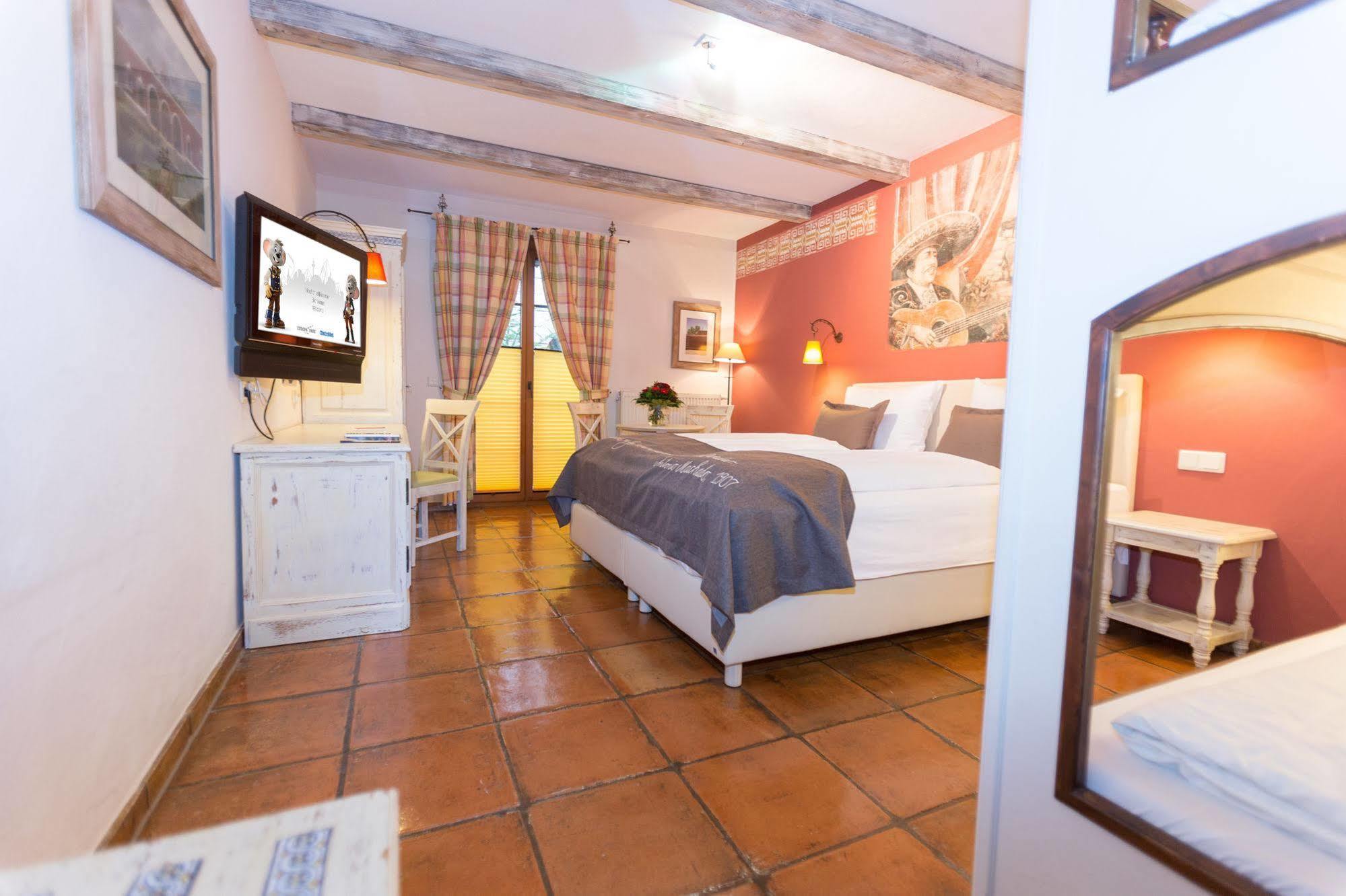 4-Sterne Erlebnishotel El Andaluz, Europa-Park Freizeitpark & Erlebnis-Resort Rust Luaran gambar